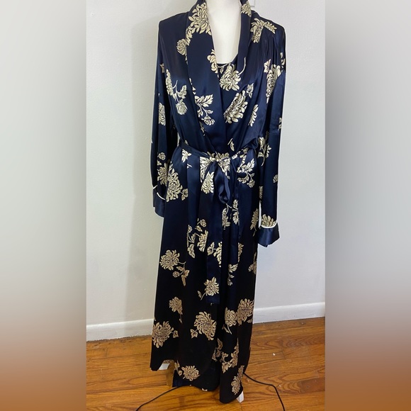 Natori Other - Natori Satin Nightgown & Robe Floral Blue Sz 1X Vintage Unique Pajamas